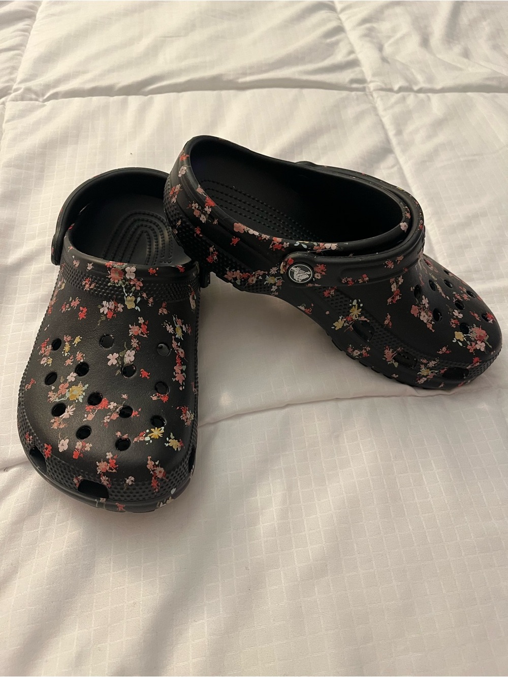 Crocs Womens Floral Clogs - Black with Floral Print